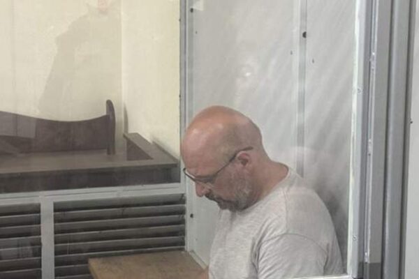 Закрите засідання у справі Вишневого: суд обрав запобіжний захід двом керівникам оборонного підприємства