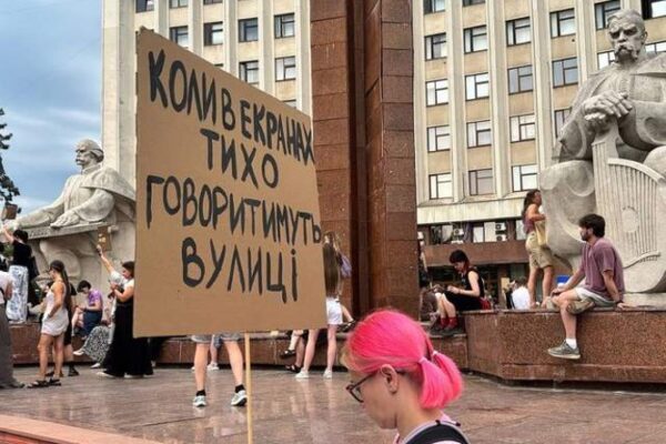 Ковжун назвав протести в Україні індикатором суспільного запиту на зміни