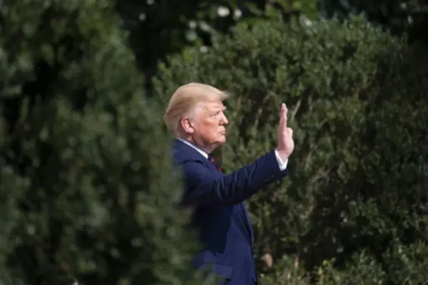 Трамп: нові міни в Ормузькій протоці загрожуватимуть знищенням суден