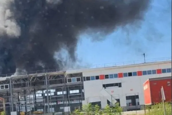 Хроніка 2 серпня під Харковом: удар, пожежа та локалізація наслідків