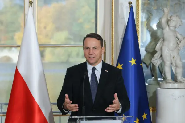 Сікорський окреслив роль Польщі у переговорному процесі України з ЄС