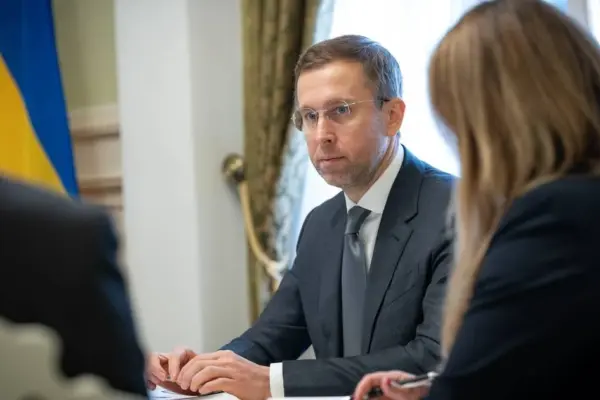 Уряд сформував комісію з приватизації «Сенс Банку» та «Укргазбанку»: що відомо
